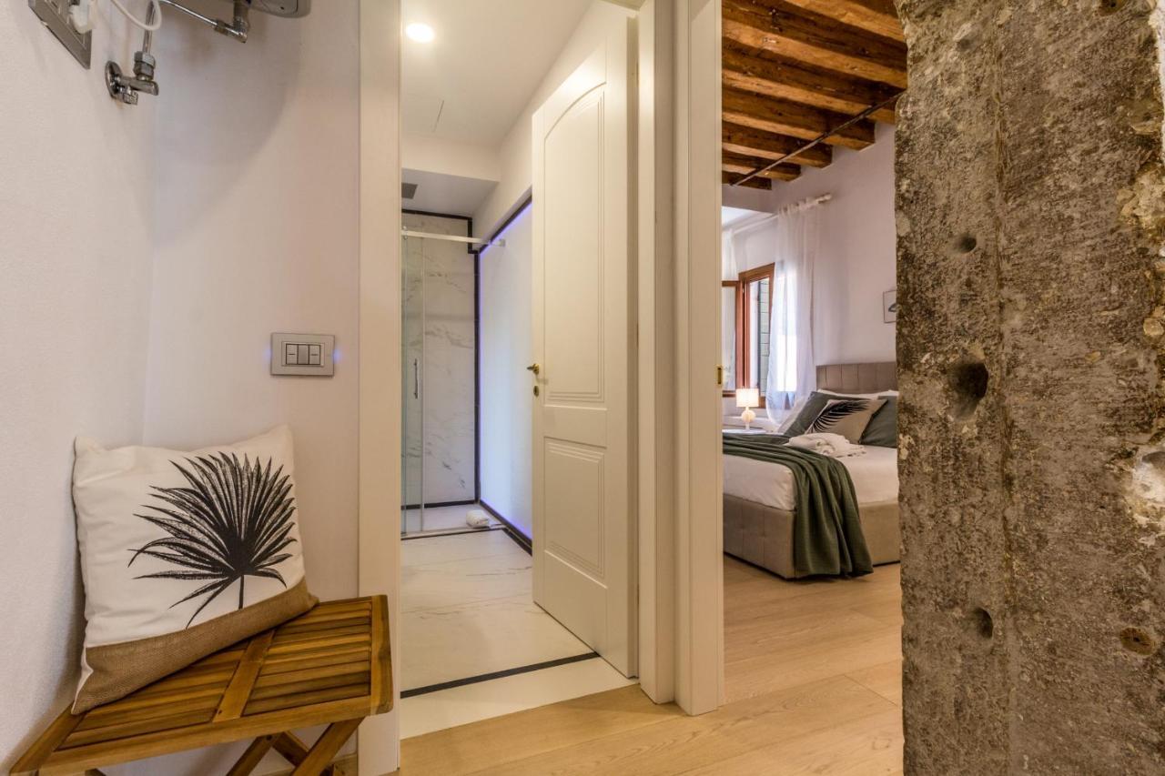 - Biennale 1 - 2 - 3 Apartament *